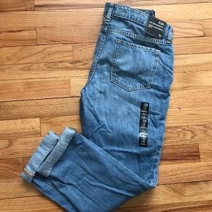 NWT Gap Boyfriend jeans, size 6/28 R